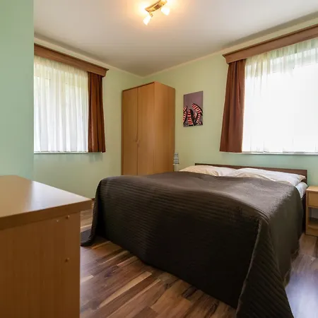 アパート Orava - ドルニー・クビーン