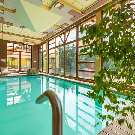 Orava - * ドルニー・クビーン